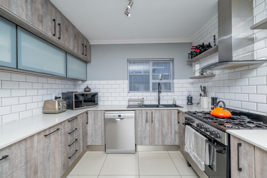 To Let 3 Bedroom Property for Rent in Zonnendal Western Cape